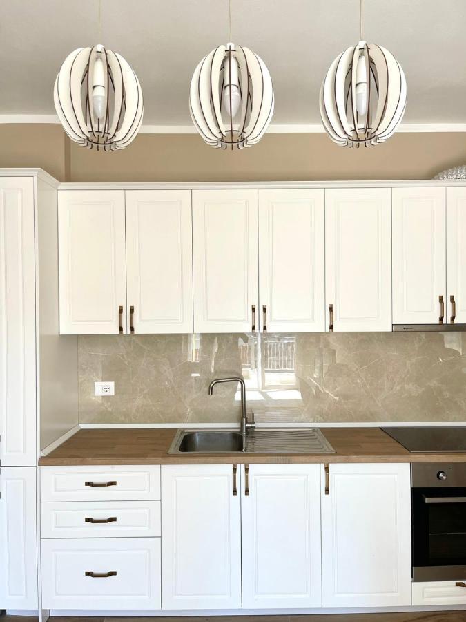 Twentysix Apartment Shkodër Eksteriør billede